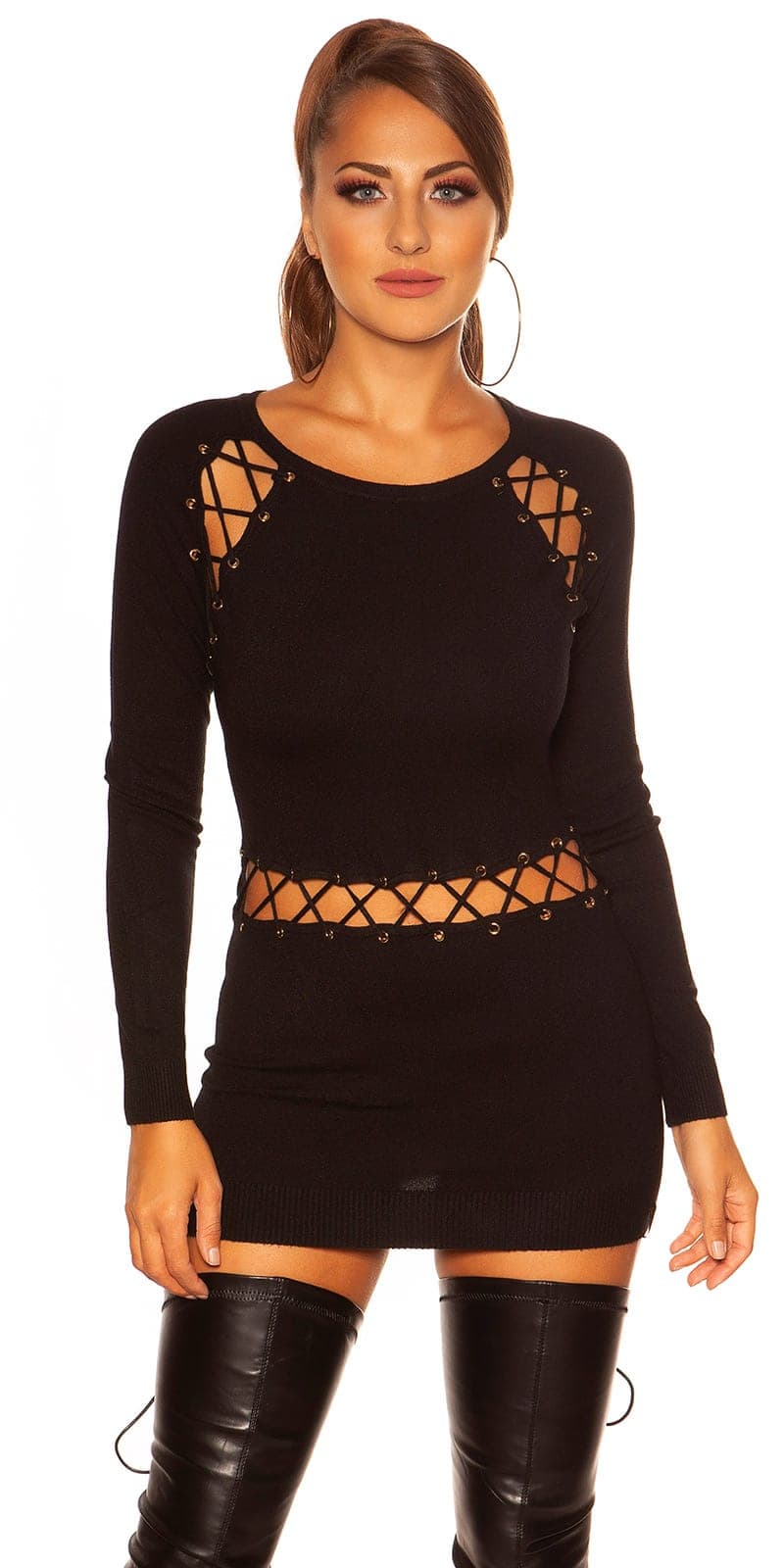 Sweater Preto com cordões entrelaçados